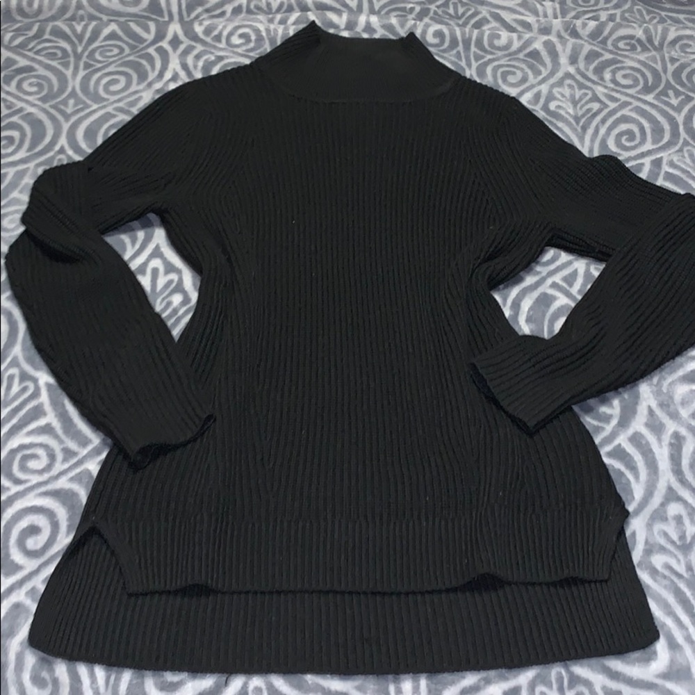 Gorgeous, simple black Banana Republic sweater